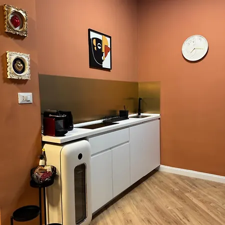 Art N Shelter * Bari